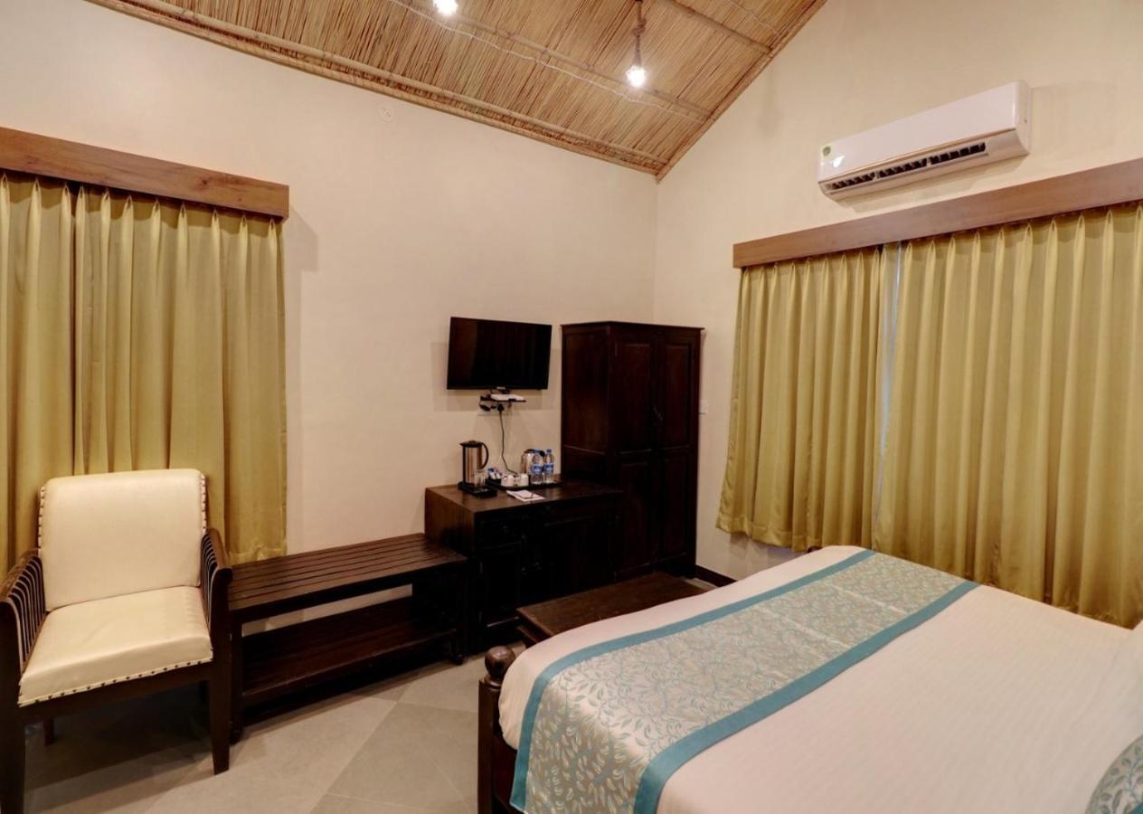 Keshav Resort Ουνταϊπούρ Εξωτερικό φωτογραφία