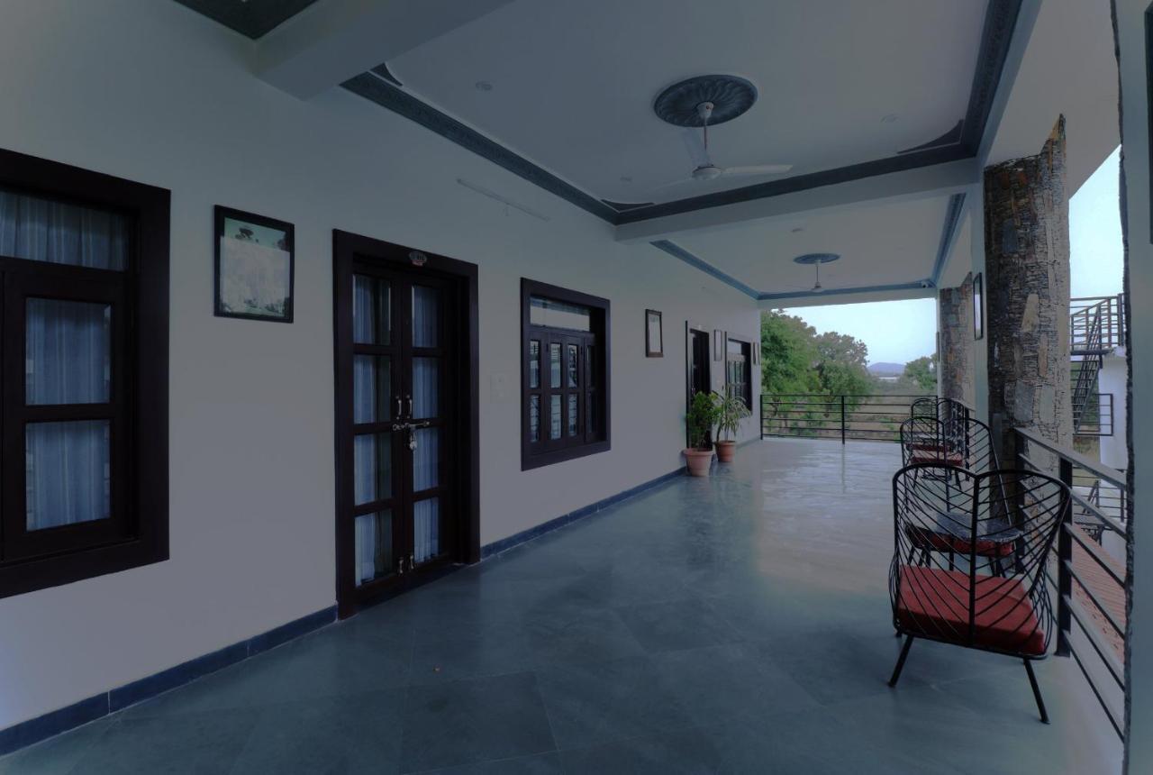 Keshav Resort Ουνταϊπούρ Εξωτερικό φωτογραφία