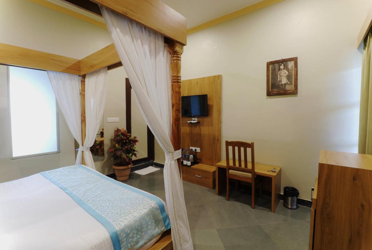 Keshav Resort Ουνταϊπούρ Εξωτερικό φωτογραφία