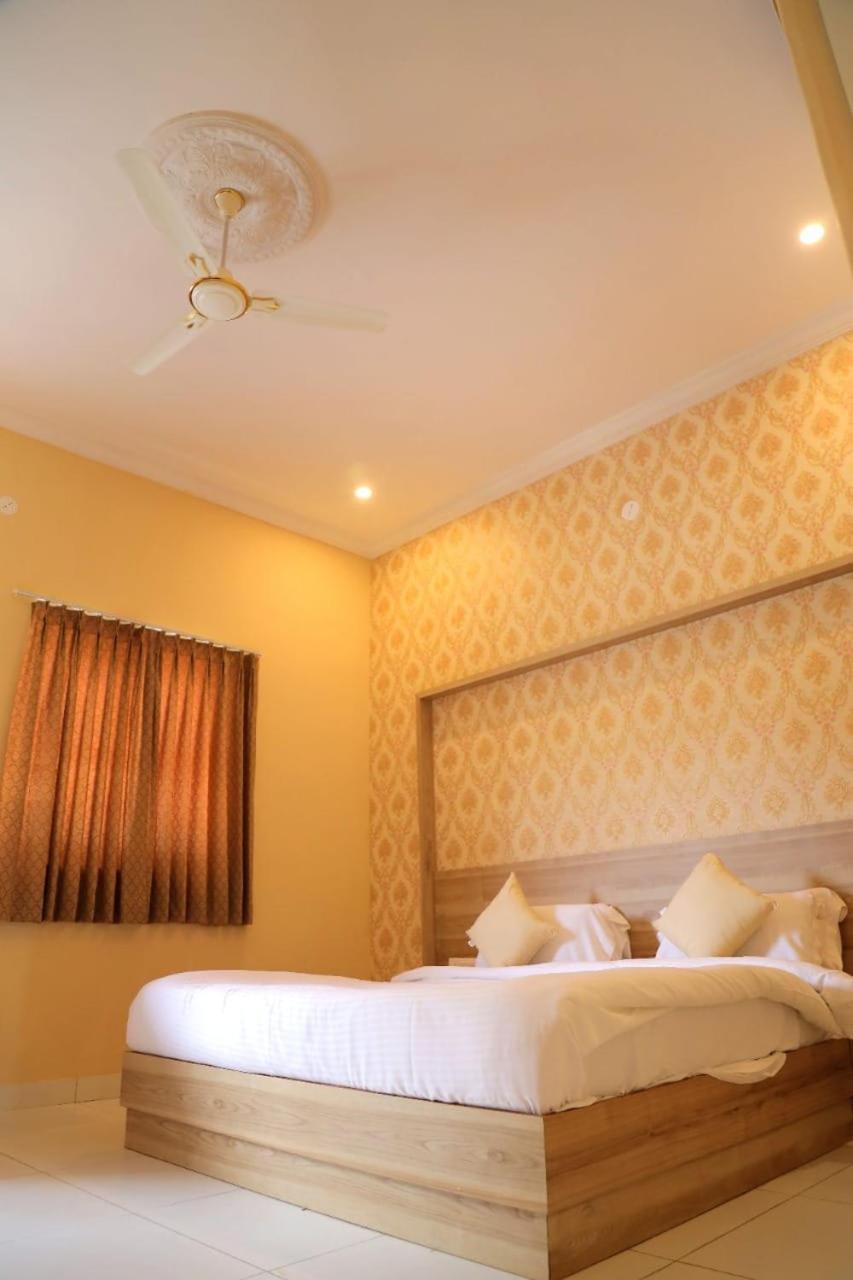 Keshav Resort Ουνταϊπούρ Εξωτερικό φωτογραφία